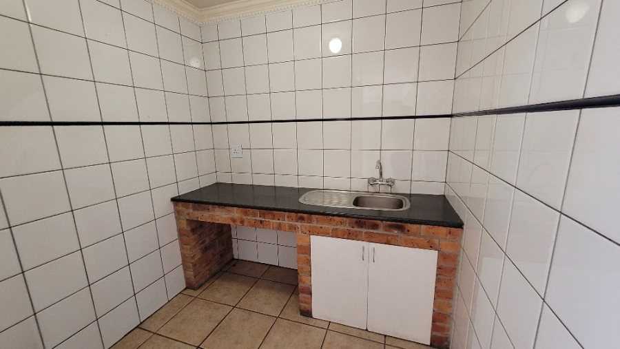 Commercial Property for Sale in Parow Industrial Western Cape
